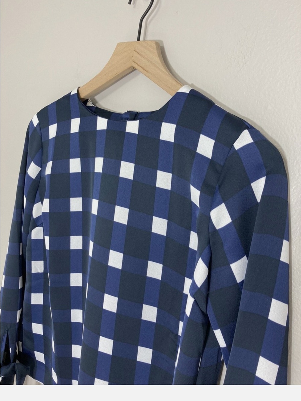 Banana Republic Petite Top Long Sleeve Women’s Tie Blue Plaid